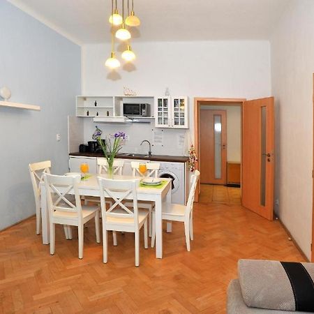 Condo Vinohrady II Prag Exteriör bild