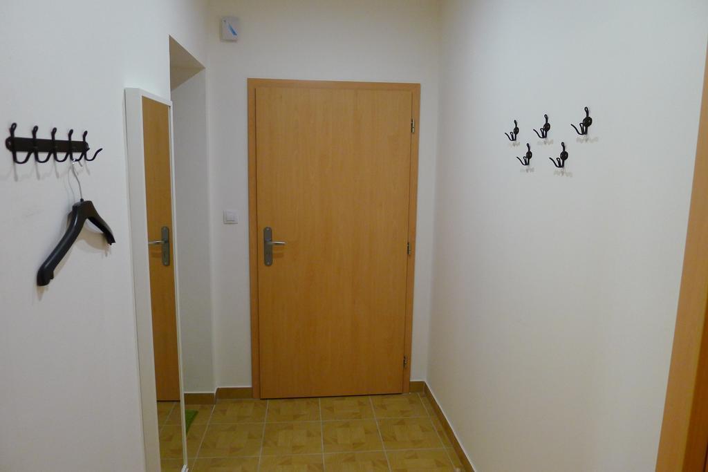 Condo Vinohrady II Prag Rum bild