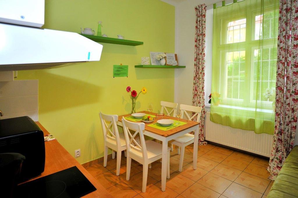 Condo Vinohrady II Prag Exteriör bild